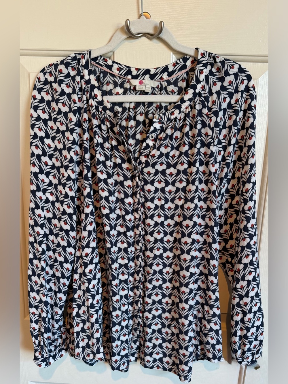 Boden Navy Floral-Print Button-Front Blouse w White & Burgundy Accents size 14